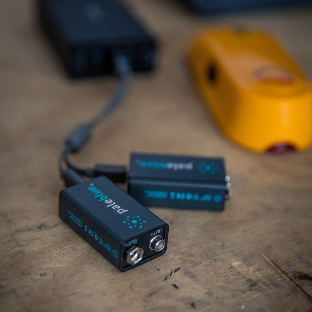 Paleblue USB Rechargeable Batteries | 9V x 2 Pack