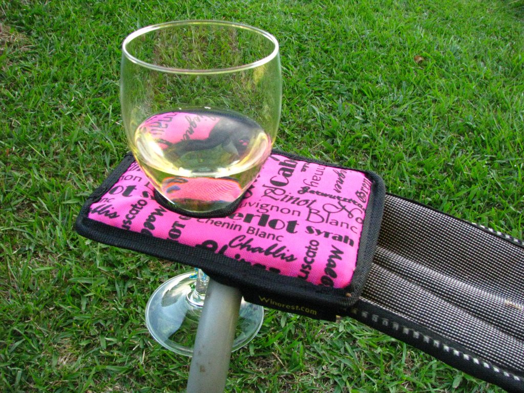 Winerest® Wine Glass Holder – Clever Camping Accessory for Wine Lovers