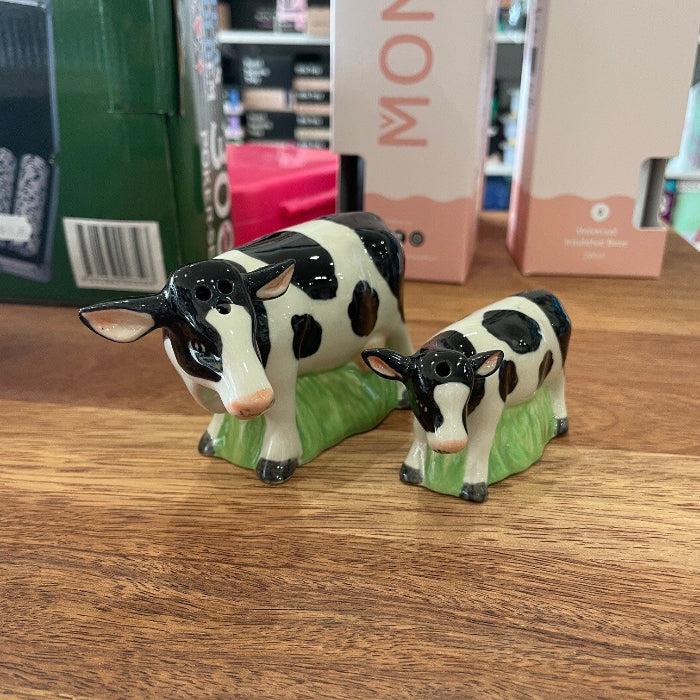 ceramic cow salt and pepper shakers
