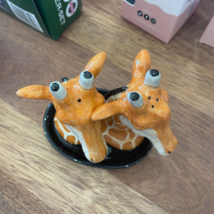 Ceramic Giraffe salt and pepper shakers