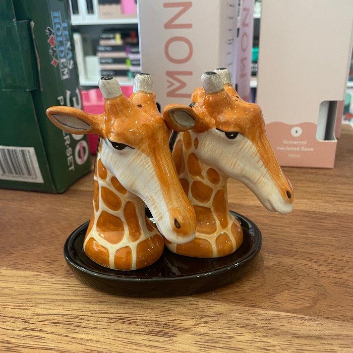 Ceramic Giraffe salt and pepper shakers