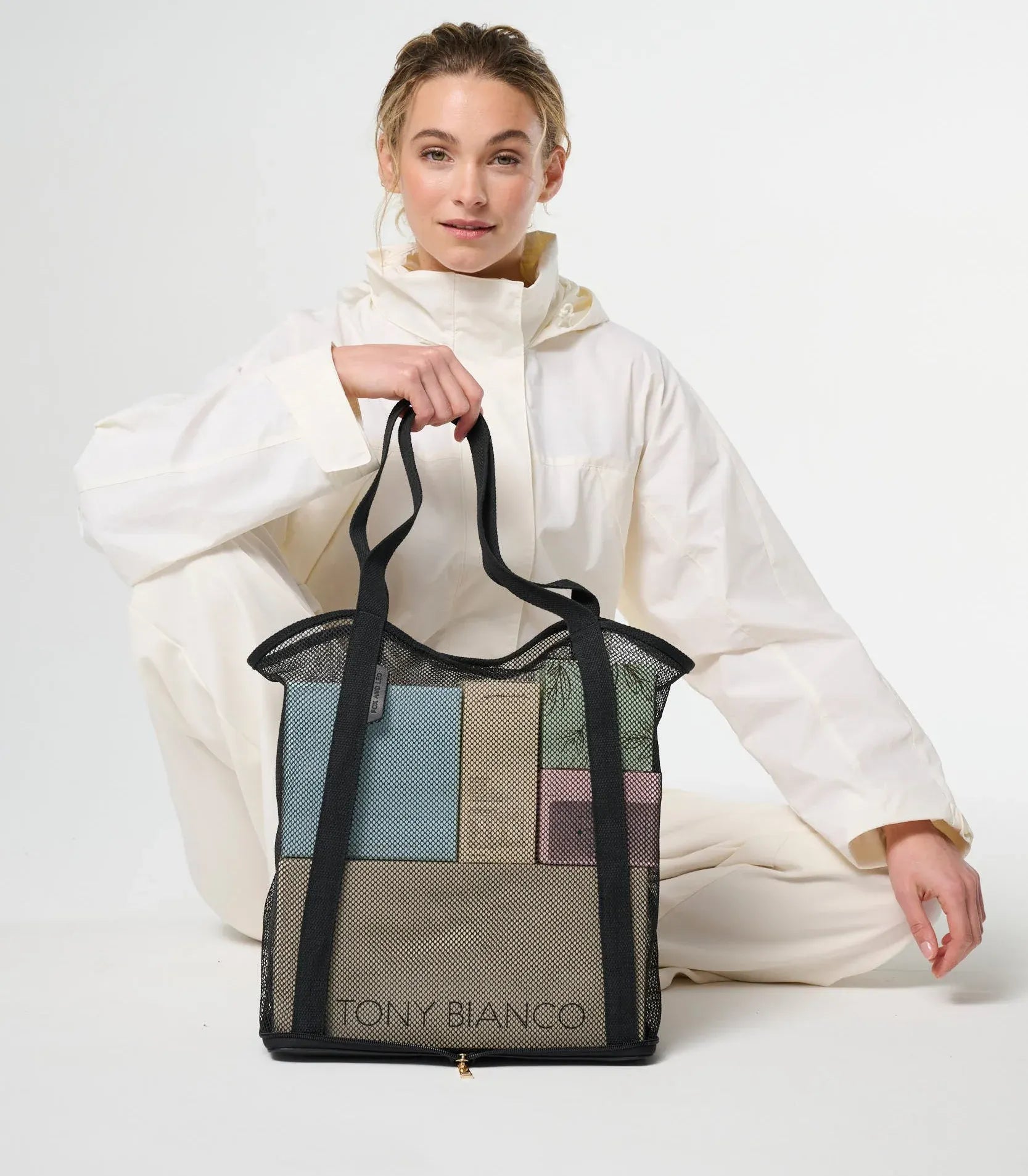 Fox And Leo | Get Up and Go Bag - Foldaway Leather & Mesh Tote