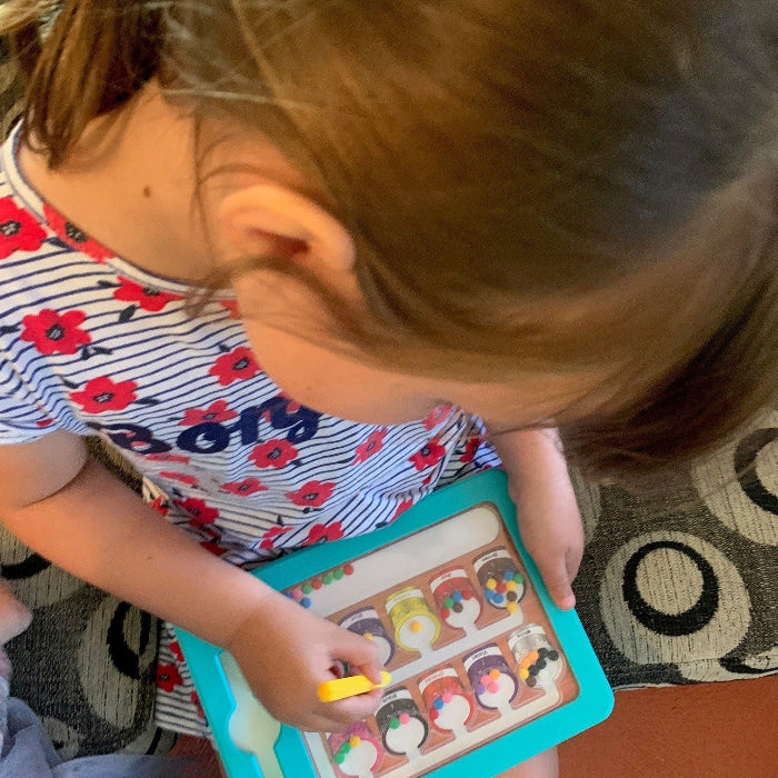 Kaiko colour and umber maze magnetic pad