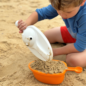 Happy Planet Toys | Pelican Bucket & Spade Set