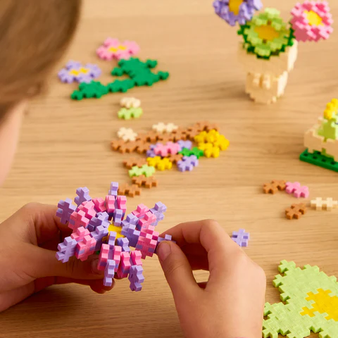 Plus-Plus 600 pcs Learn To Build Flower Shop