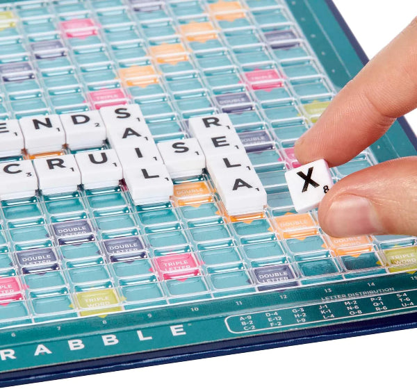 Travel scrabble game