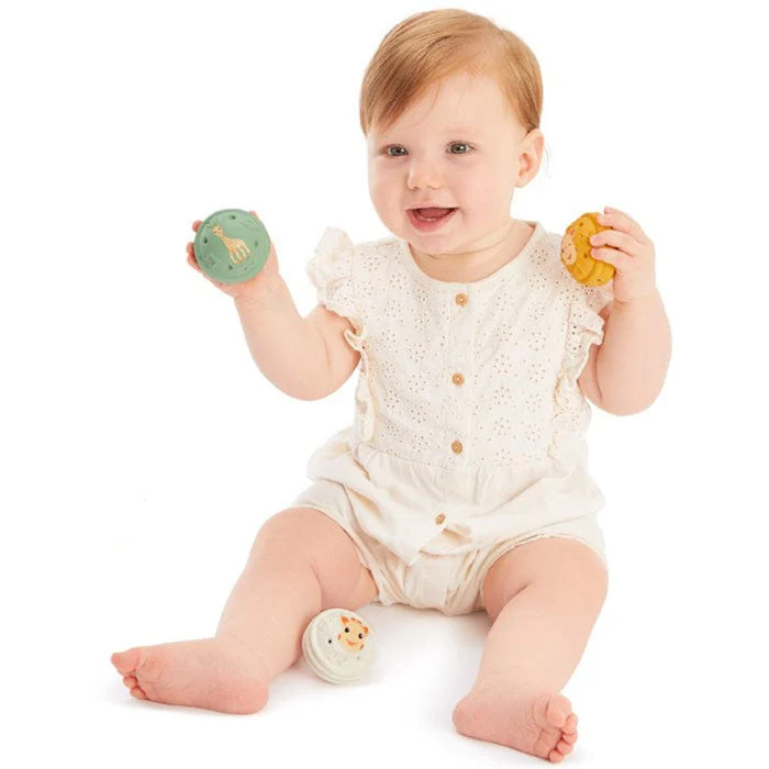 Sophie The Giraffe 3 musical balls
