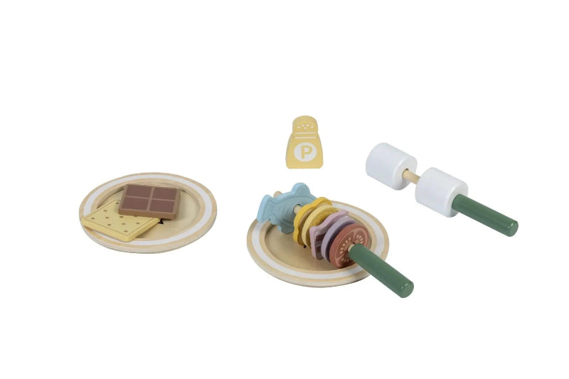 Tookytory wooden camping set with pretend smores, kebab and accessories — Adventure Awaits