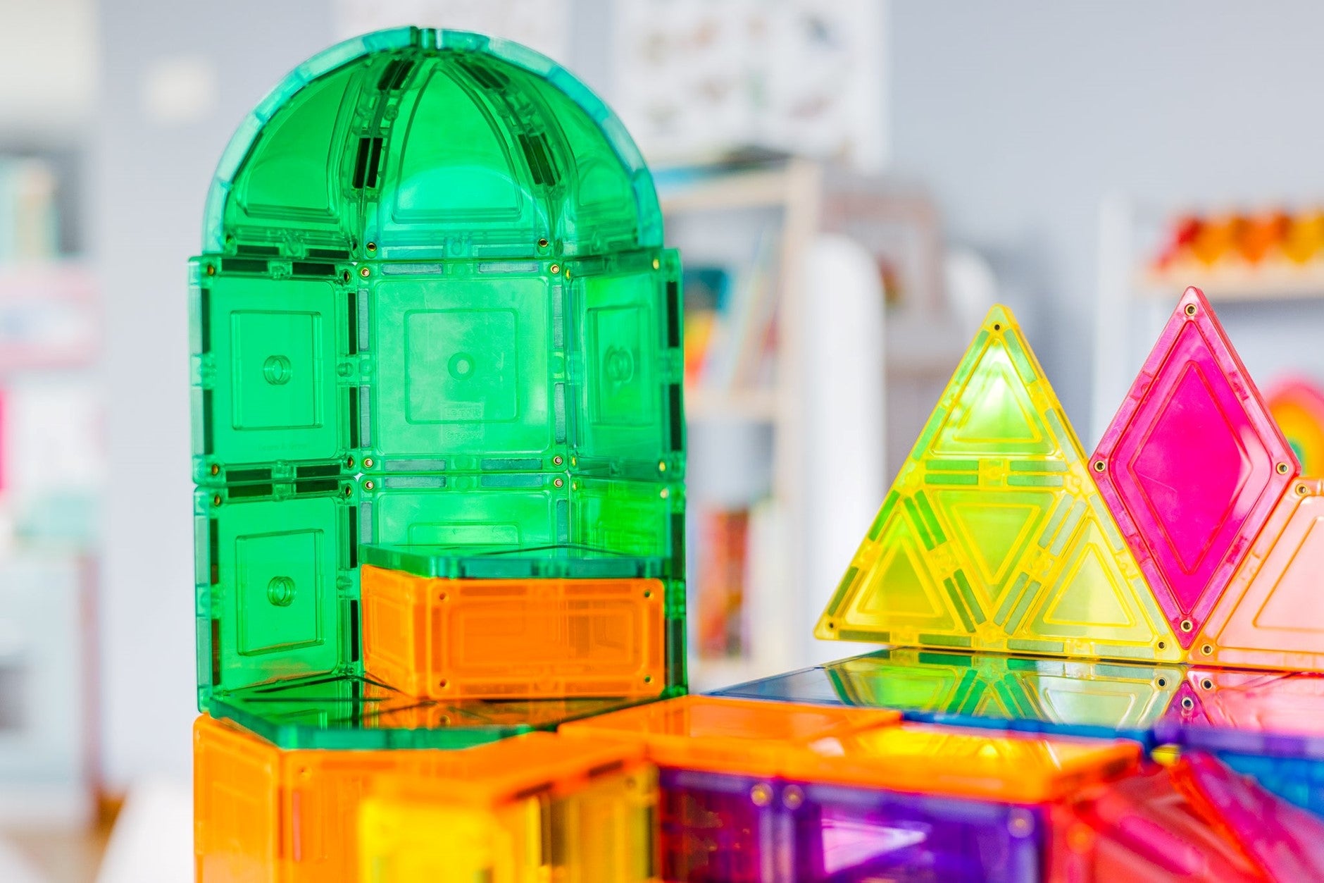 Learn and Grow Magnetic Tiles - Dome Pack 18 piece