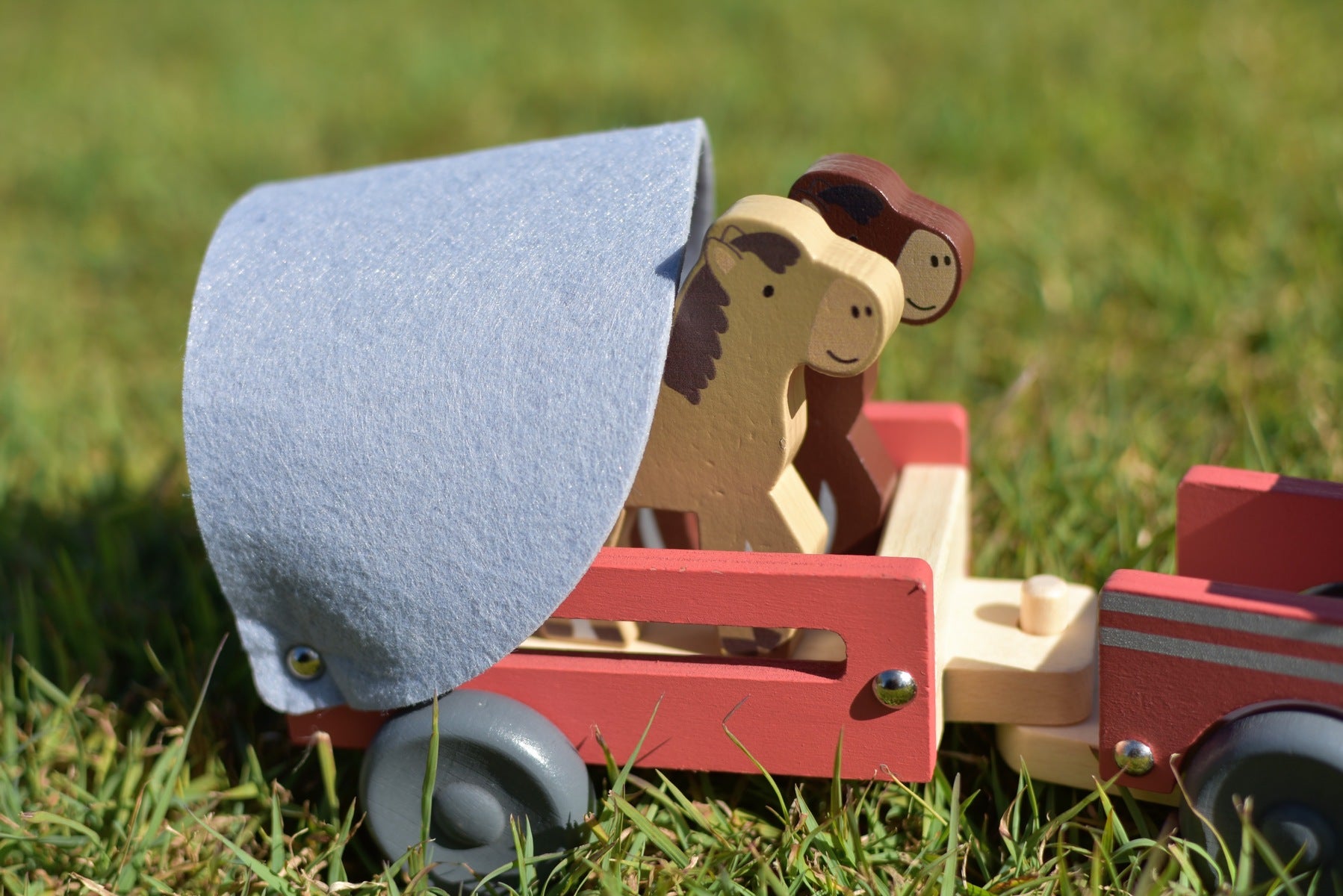 Wooden Truck with Horse Float