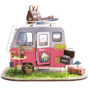 Happy Camper DIY Mini House